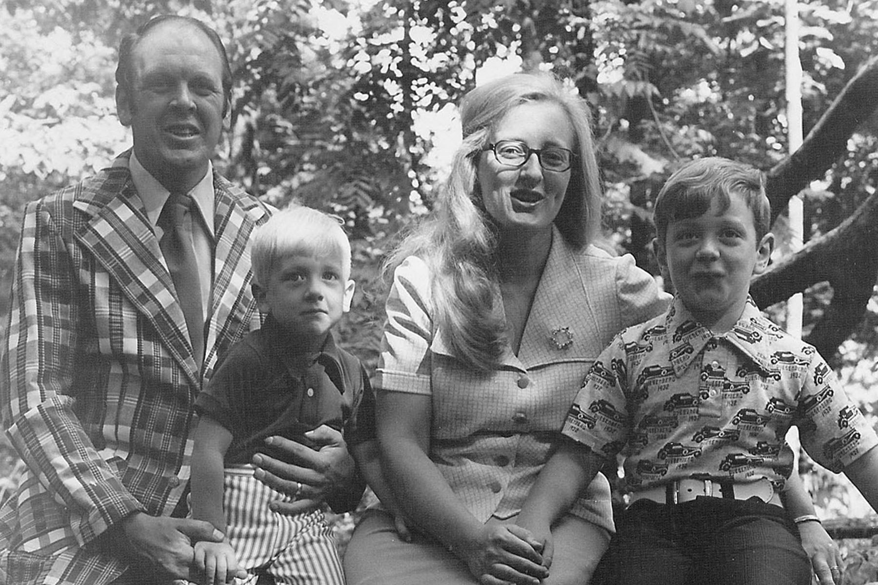 1974 sheriff campaign photo, Jaycee Park.